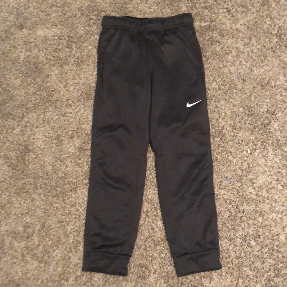 Nike Therma-Fit Sweatpants